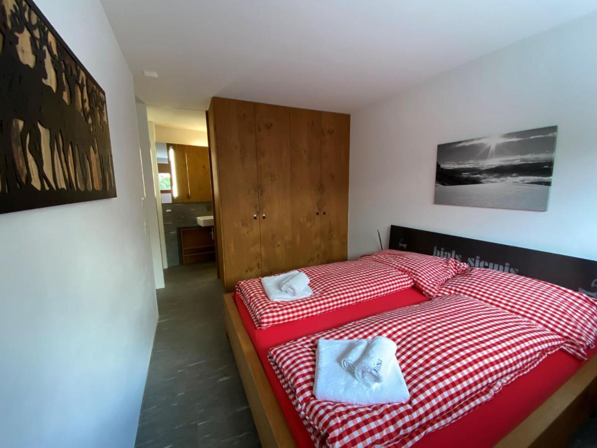 Casa Admisa, Spektakulaere Aussicht, Ski In And Out, Hochwertige Einrichtung, Valserstein Und Eiche Flims Ngoại thất bức ảnh