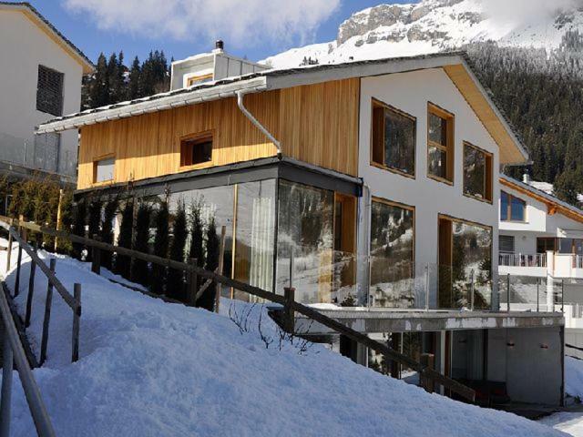 Casa Admisa, Spektakulaere Aussicht, Ski In And Out, Hochwertige Einrichtung, Valserstein Und Eiche Flims Ngoại thất bức ảnh